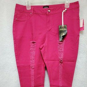 Jane Doe NWT Pink Jean Curvy Capri Pants Size 20